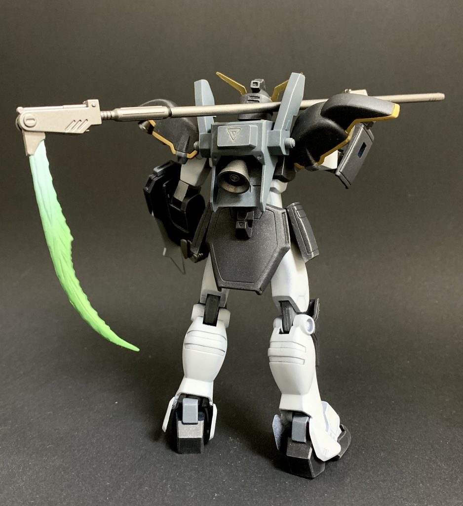 デスサイズといえばopでの鎌を肩に担いでの後ろ姿のイメージです。