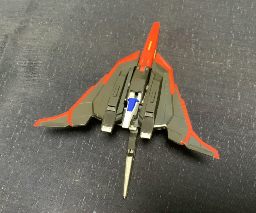 シールドも初期設定画より短い。センターアーマーが露出してしまっているが、大気圏突入時に影響はないのでしょうか?