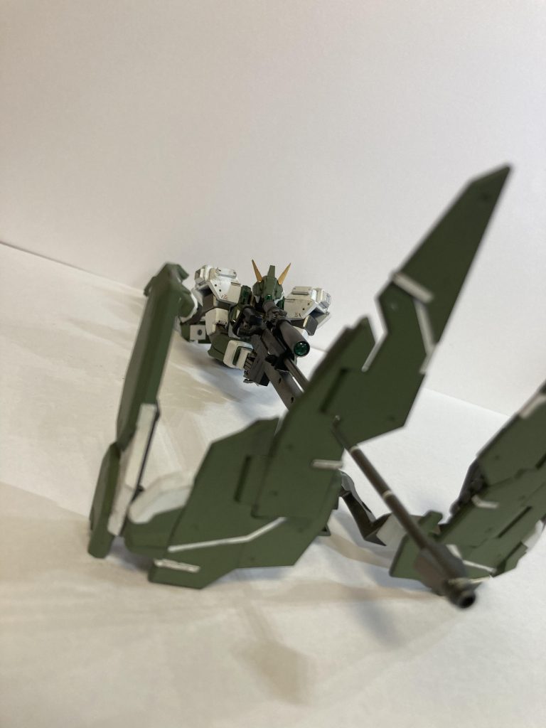 斜めから! へカートⅡは火力が高くダインスレイブとはいきませんがそれくらいの威力があります!