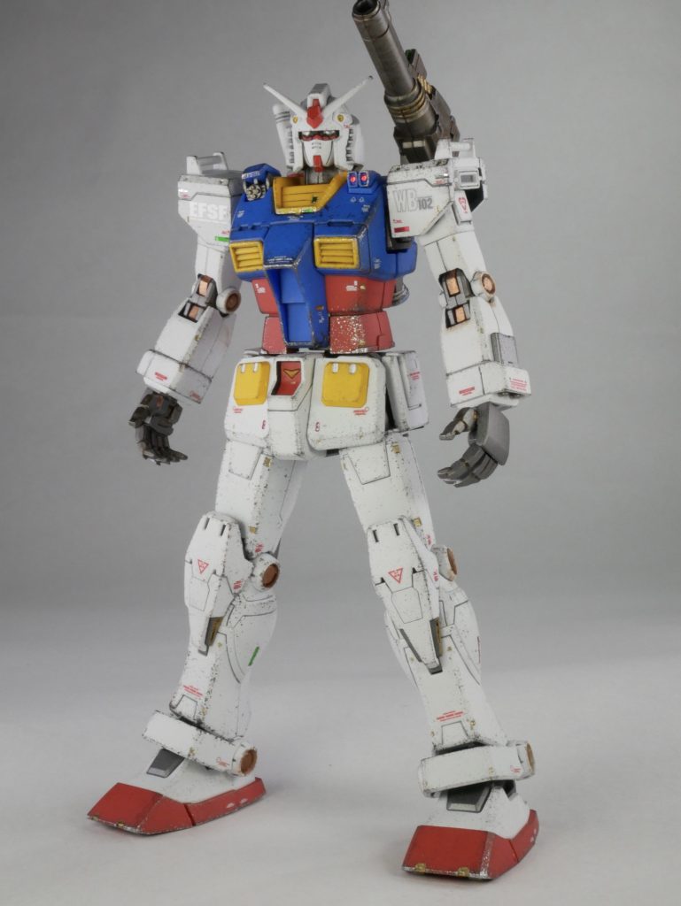 本体はこんな感じで、市街地戦をイメージしているので、擦れ傷を表現したスポンジチッピングをメインにウェザリングしています。