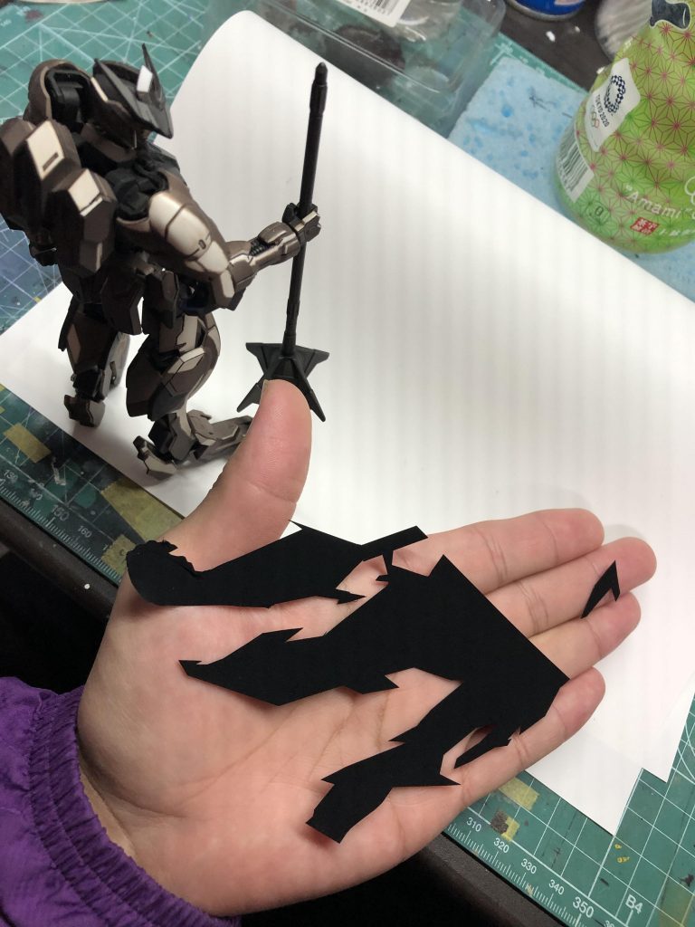 影はプラペーパーに黒色無双！