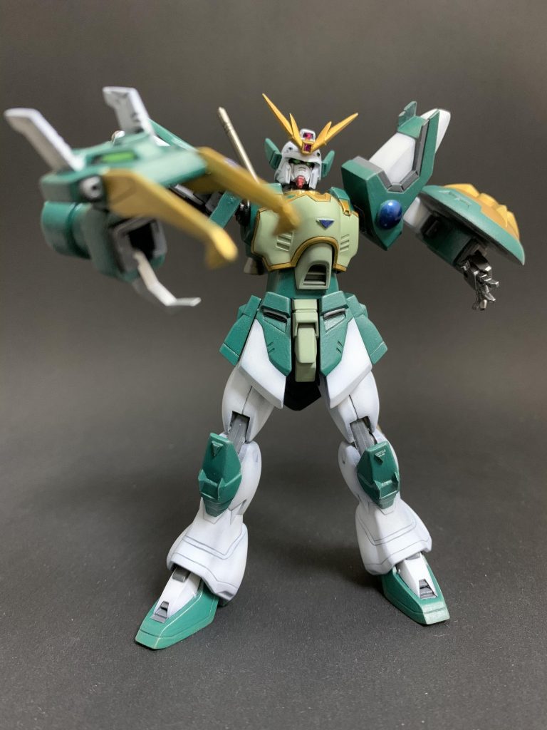 ドラゴンハングももちろん展開。可動箇所を増やしたことで、元よりきもーち力強いポーズが出来るようになった気がします。