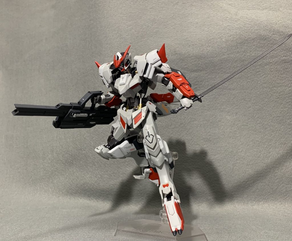 適当にポージング