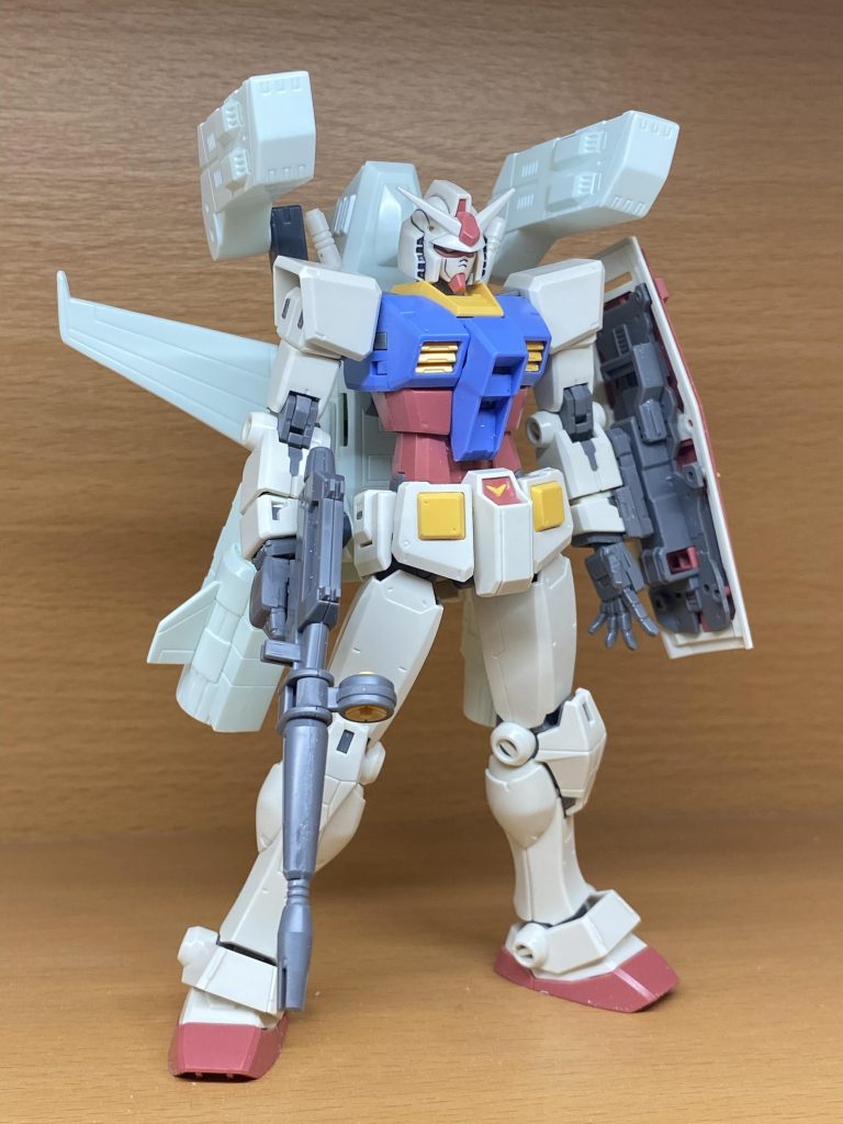 仮合わせ。そのままだと羽根が小さめなので変更しました。