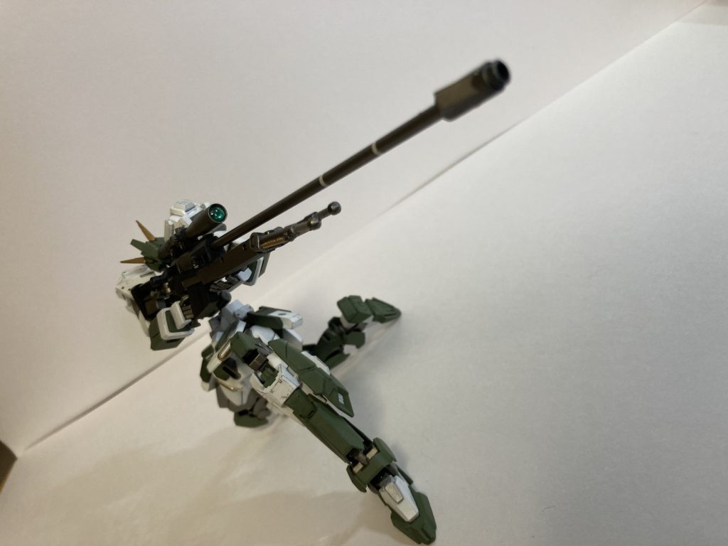 狙撃で!! 細身で機動力が早く狙撃位置にすぐ移動できます!