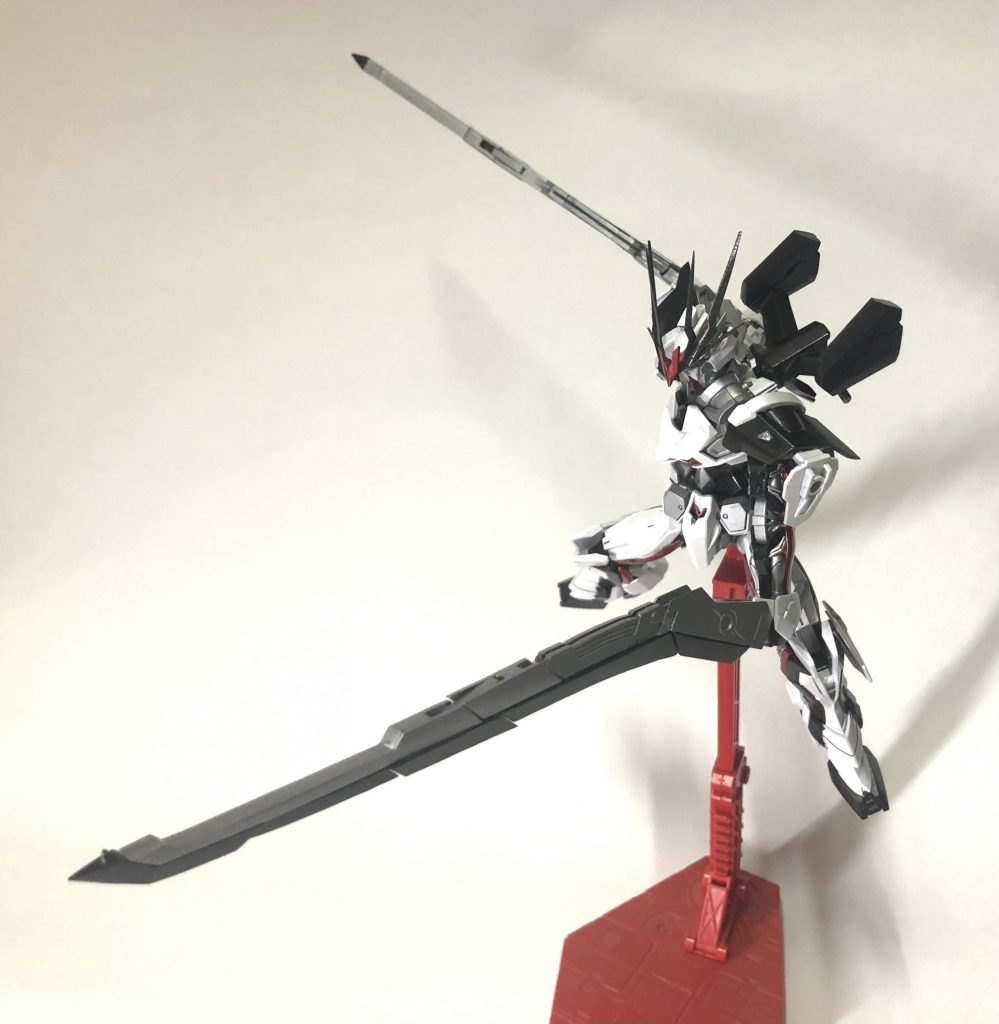 分離も可能。持ち手は格納してあるやつを引き出します。