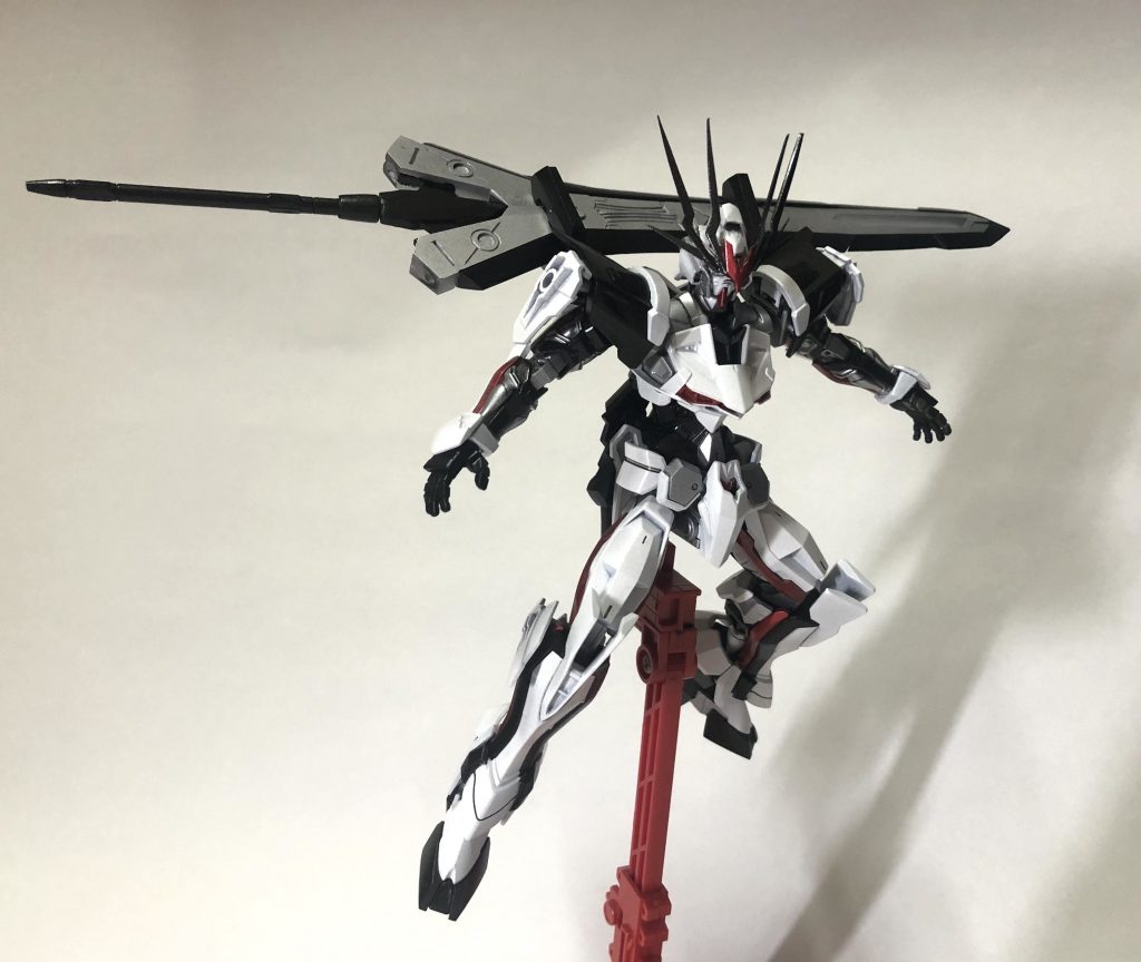 大剣もしっかりホールド出来ます。