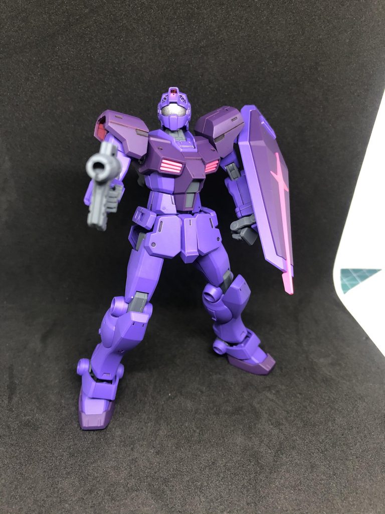 武器盾構え正面 