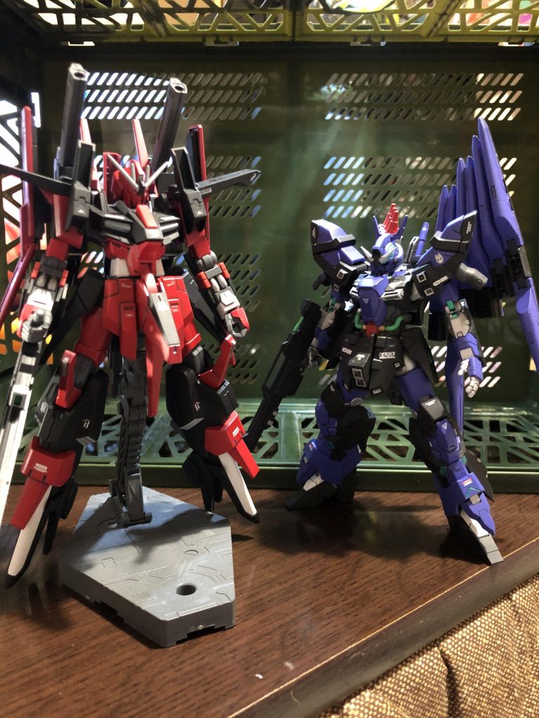 マサキ.キョウスケ少尉の機体と一緒に✨