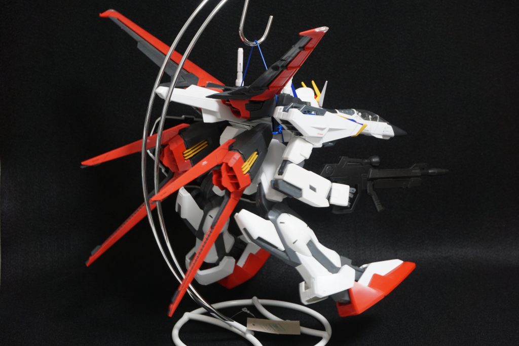 足の関節は簡単に逆間接にできました。