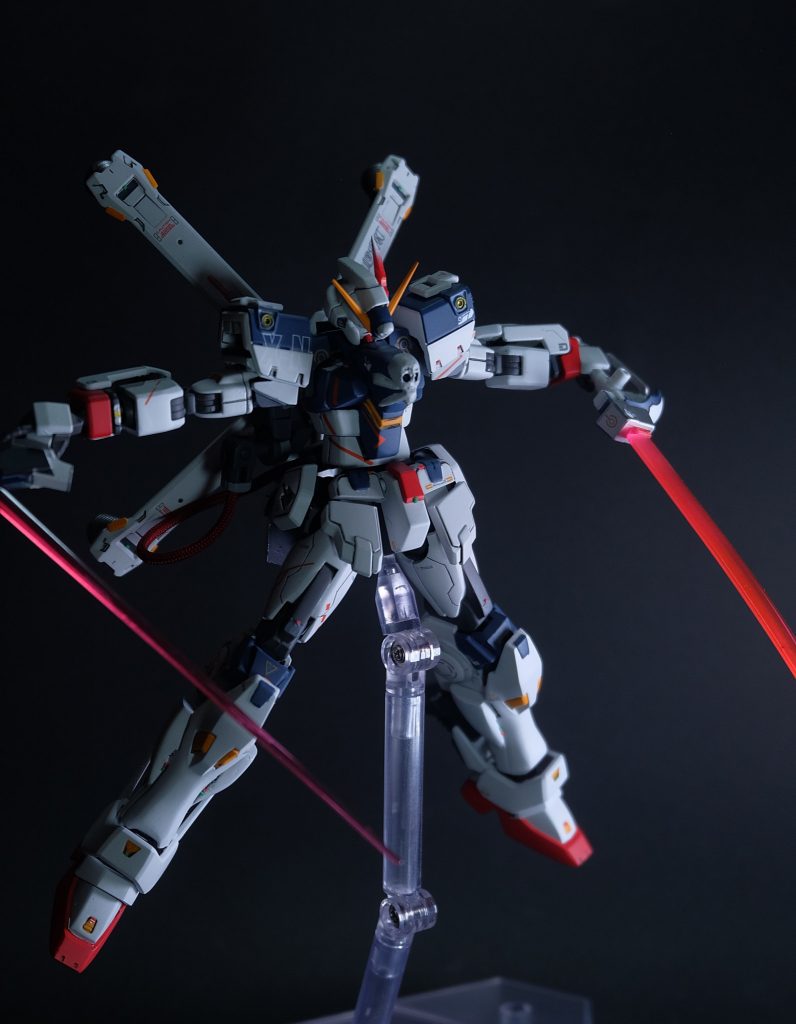 二刀流X1の基本装備とCBバスターを同時使用することで単純な手数が倍増。数撃ちゃ当たる&滅多切りという手数にものを言わせる強引な戦闘が得意。