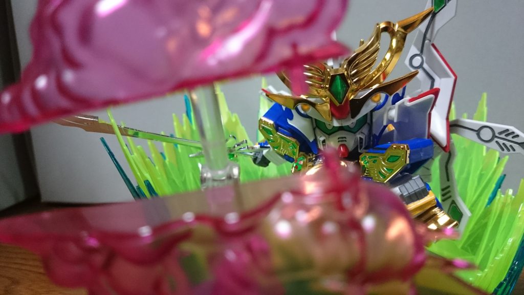 爆炎を斬り払う!