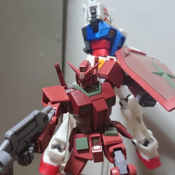 クリスマスキットと赤いガンプラたち