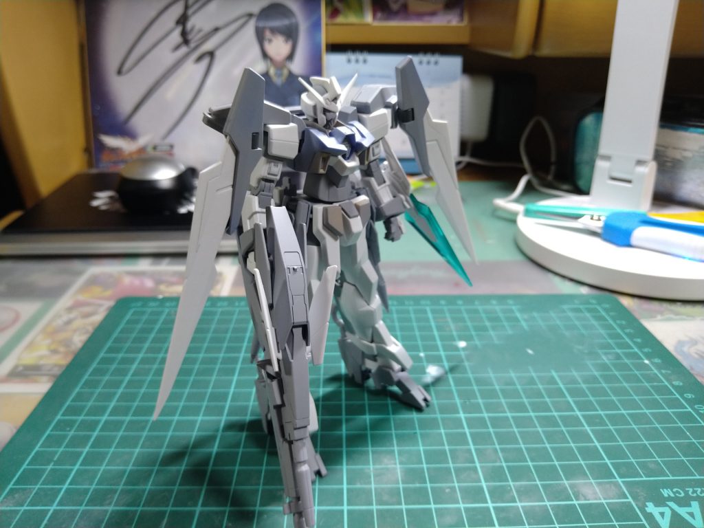 そそしてこちらがサフ吹き状態(アーチャー)今回はクリアーパーツは塗装せずに行くという方針だったのでクリアーパーツはサフを吹いていません。