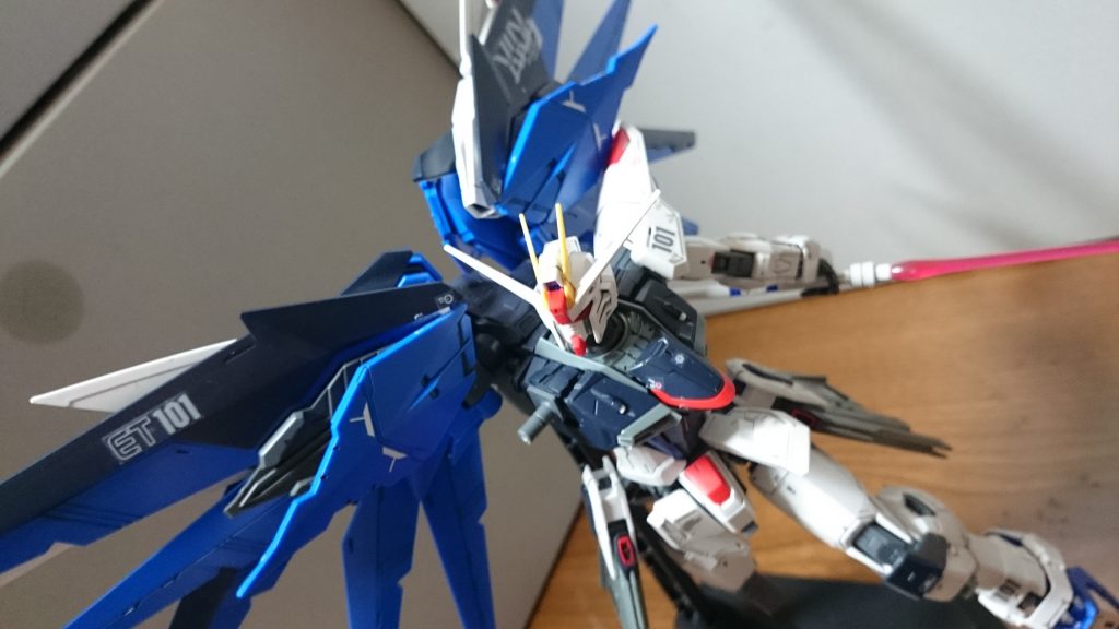 それでも、守りたい世界があるんだ!SEEDでちょいちょいある剣突き刺しな決着好きっス