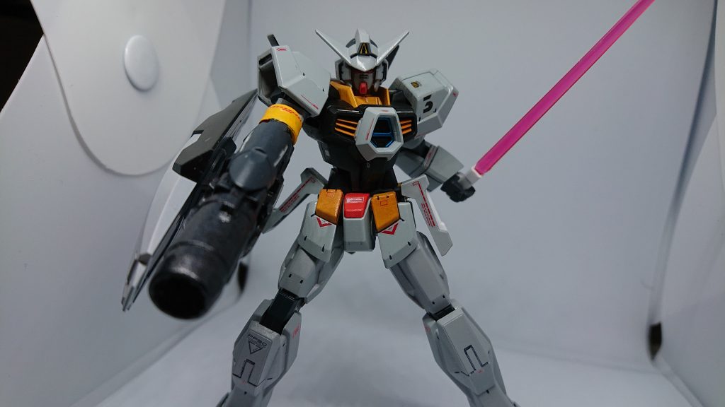 いつも特に考えずに作るのでこのランチャーが実弾なのかビームなのかは考えていません