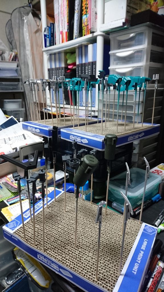 塗装③プロペラントタンクは陸上自衛隊(OD)です。関節などはシルバーリーフで塗装しました。細かい所は部分塗装をガンダムマーカーで塗ってます