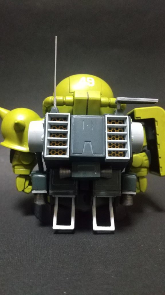 旧キットのこのバックパックとザク本体で¥400とか神ですか