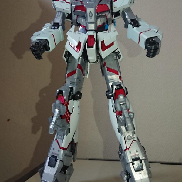 初投稿、MGユニコーン.クリアverです。