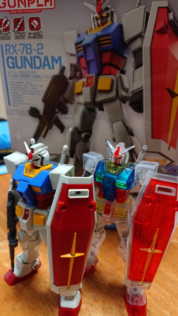 組み換えてクリアパーツガンダムが出来るという仕組み