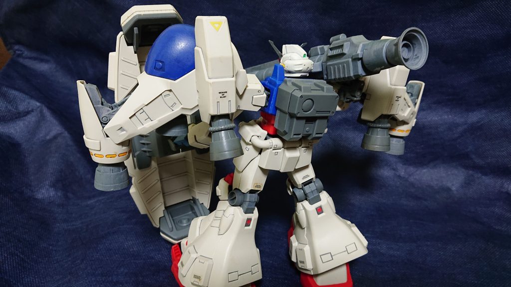 バックショット📷️シールドもバーニアスラスタも重そうです