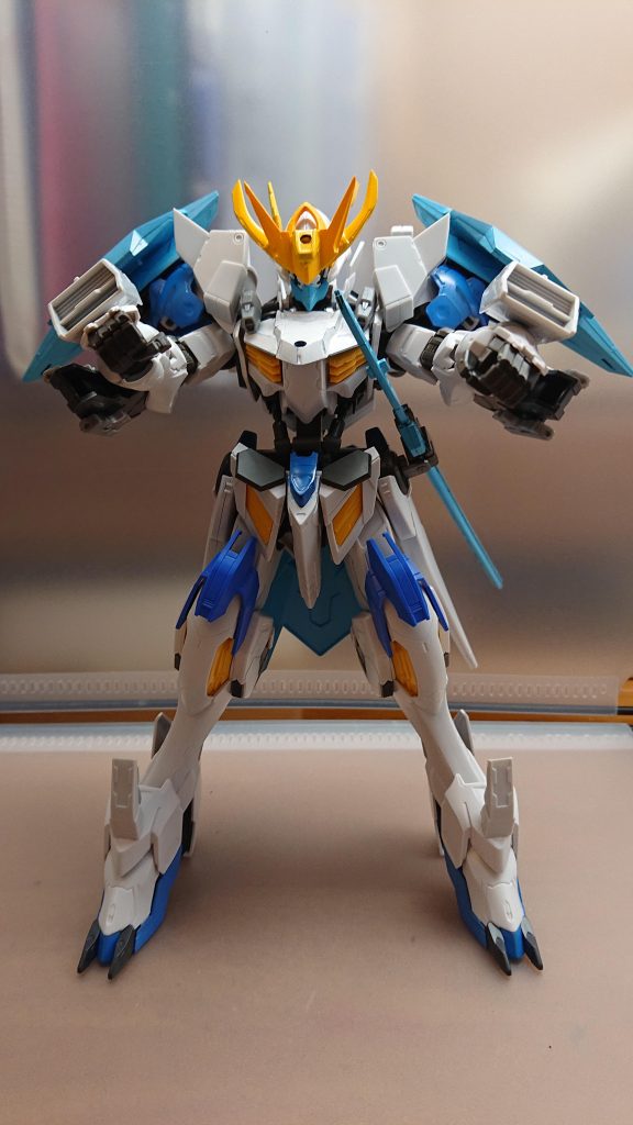 さらに両腕には小型バルカンが搭載されており敵を怯ませることに使用される