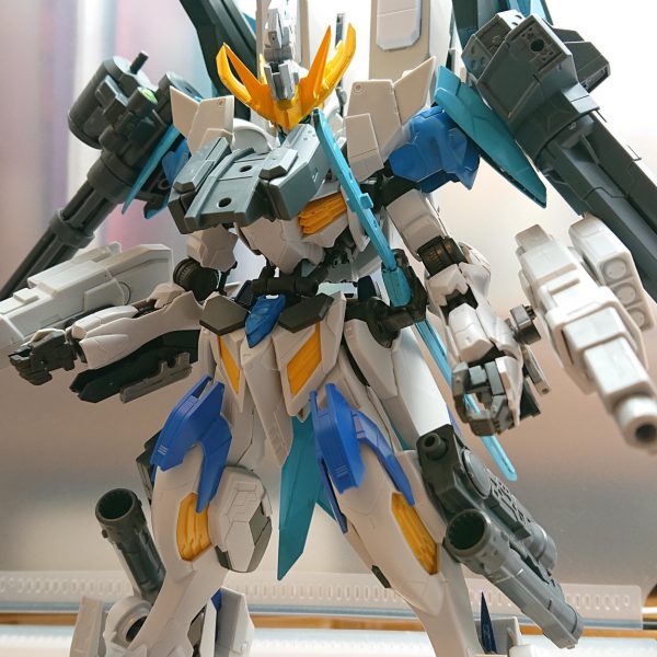 砲撃武装 バルバトス晴空雨空(アマゾラ)