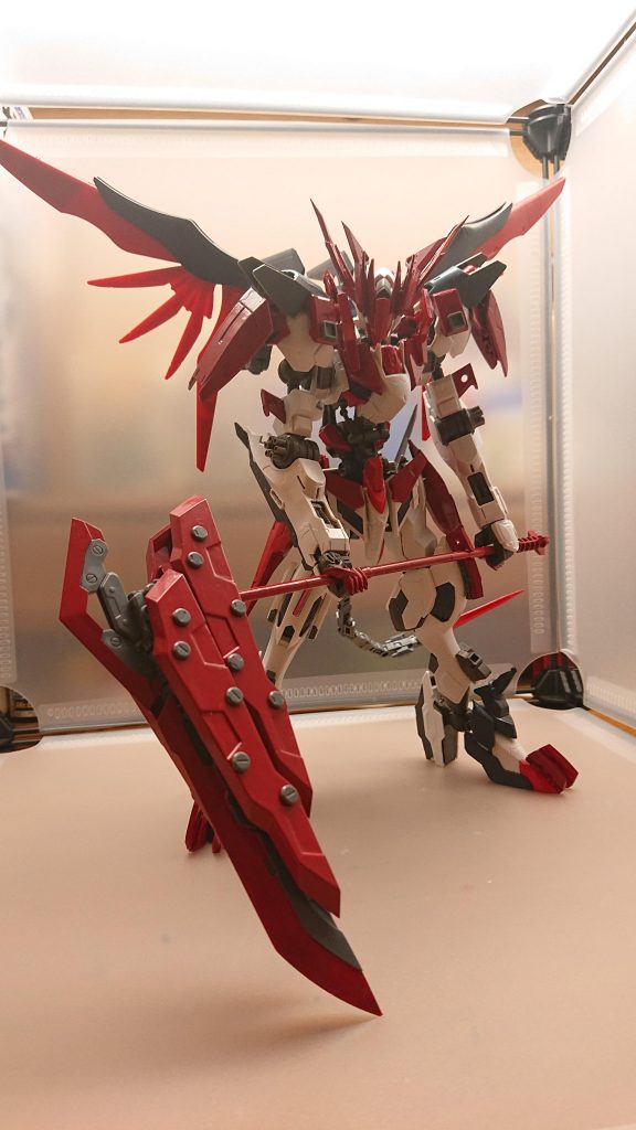 大杭形態巨大な杭の形をした曼珠沙華(カンジュシャカ)の第2形態パワーに特化した形態で力を一点に集中させることで強力な一撃を放つことができる