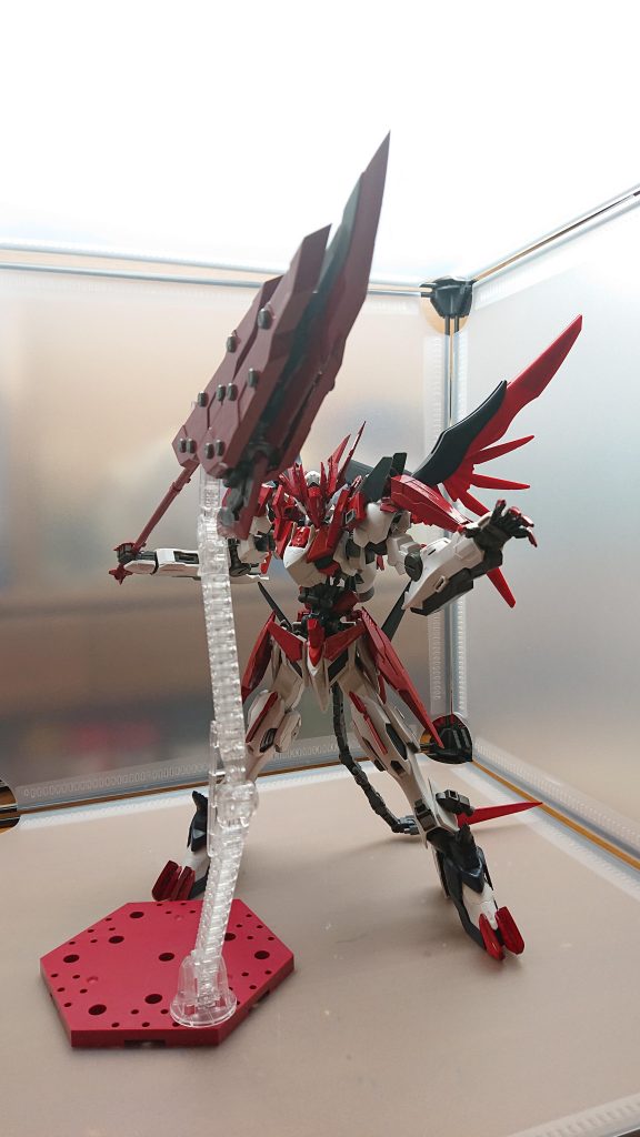 大槍形態槍の形に変化した曼珠沙華(カンジュシャカ)の第3形態貫通に特化した形態で遠くから投げ飛ばすことで基地の防御壁やモビルアーマーの装甲を破壊することができる距離が離れていればいるほどその威力が上がる