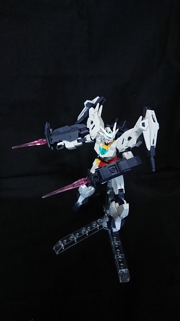 これまた成型色がいい感じなのでスミ入れと半光沢吹くだけでカッコイイ！