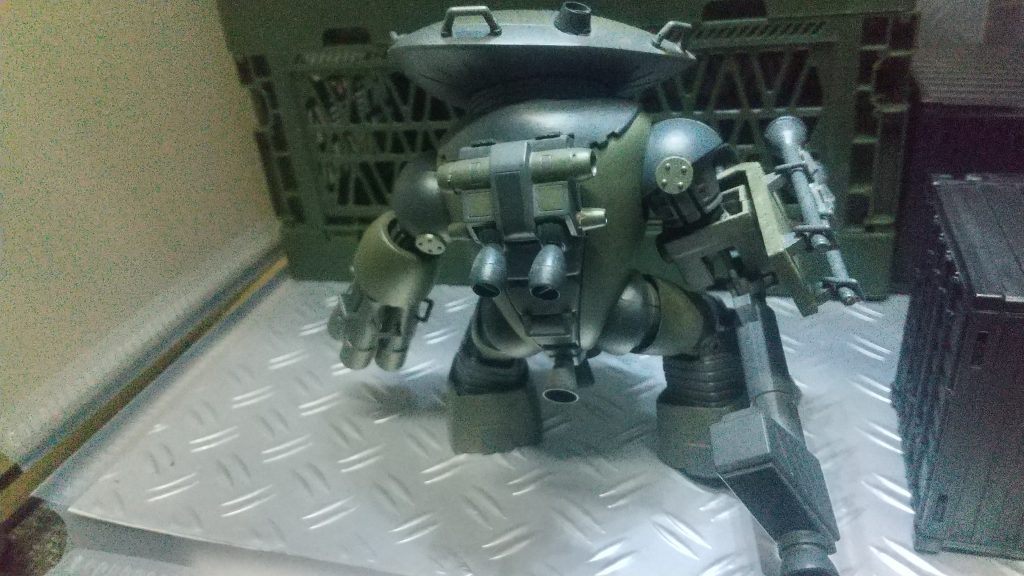 こちらもHG発売前の作品なので旧キットとのミキシングですが元のキットの出来が良いのでそこまで違和感無く作れたと思います。