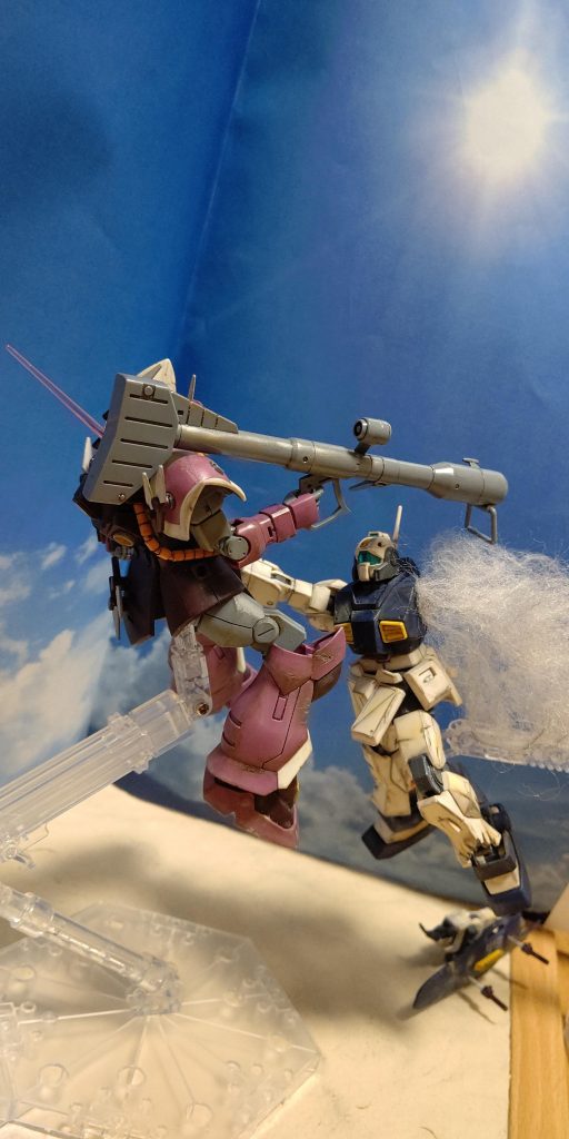 別の角度からも…片手がふっとばされても相手に食らい付くパイロットの気合いを表現しました!