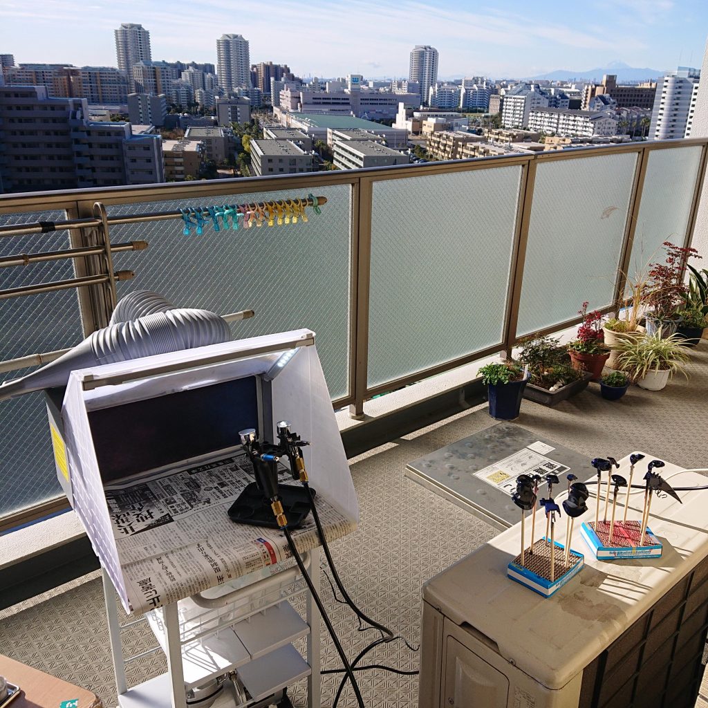 今回思い切った塗装出来たのも、この塗装ブースを購入したからなんです部屋内でやらしてくれないので仕方なく...でしたが、キッチンワゴンにコンプレッサーとこのブースをコンパクトにビルトイン！これで展開も撤収も思いのままになりました