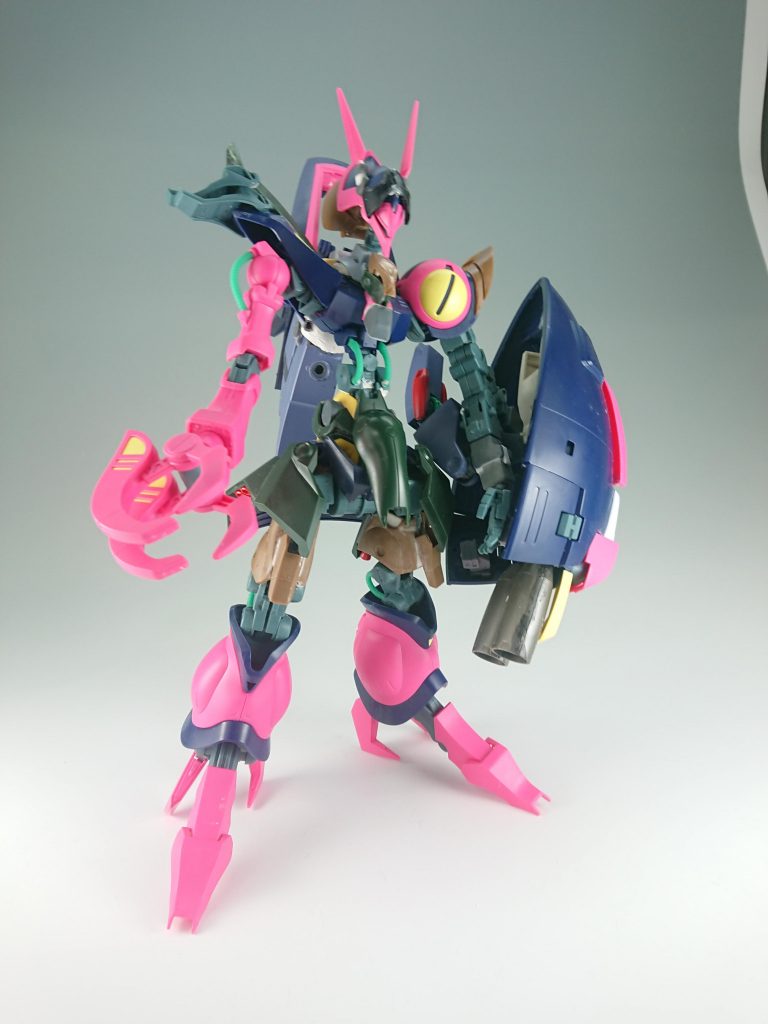 スカートを前後逆にしてガブスレイで腰を延長しました。