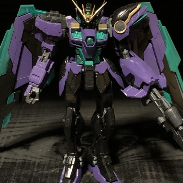 ガンダムネクロム　フィーネ