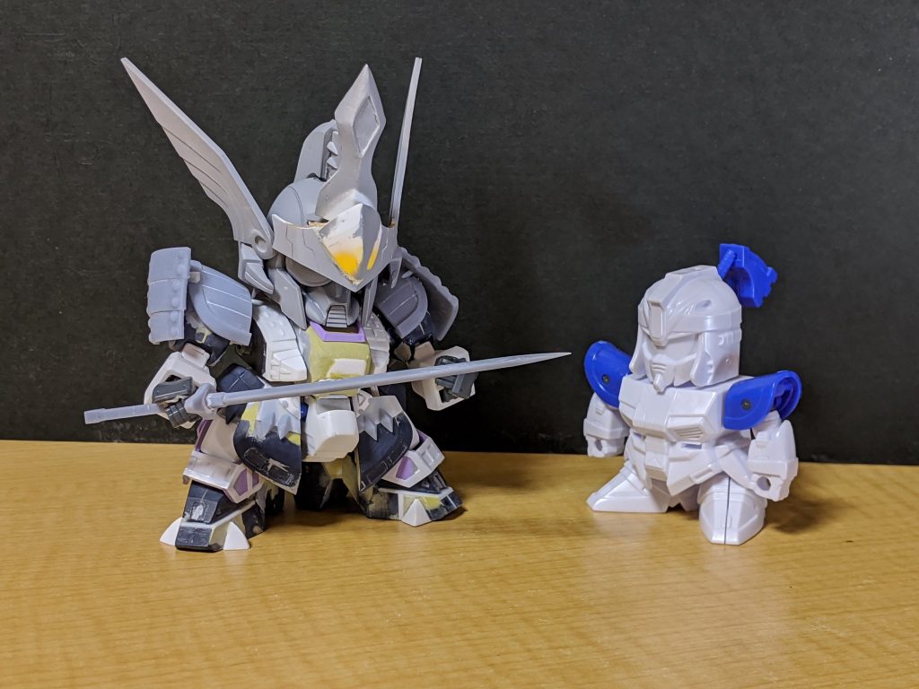 初期BB戦士とのサイズ比較。