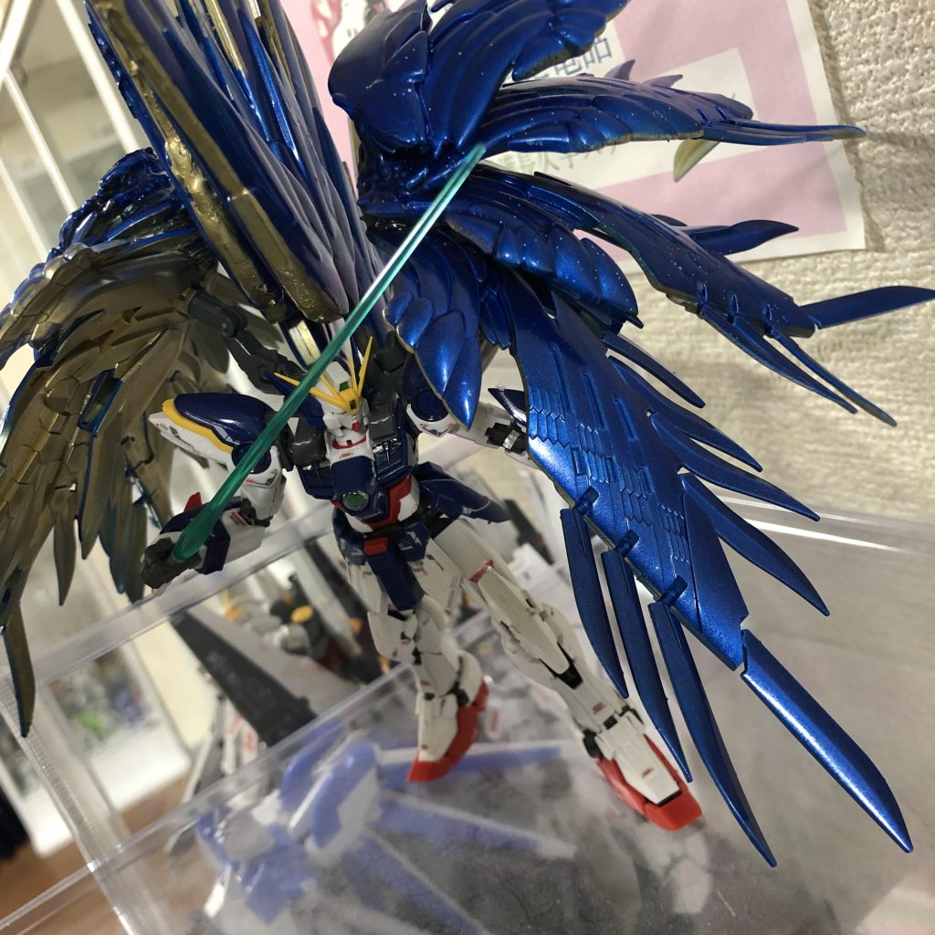 翼だけ完成したときの写真です。 