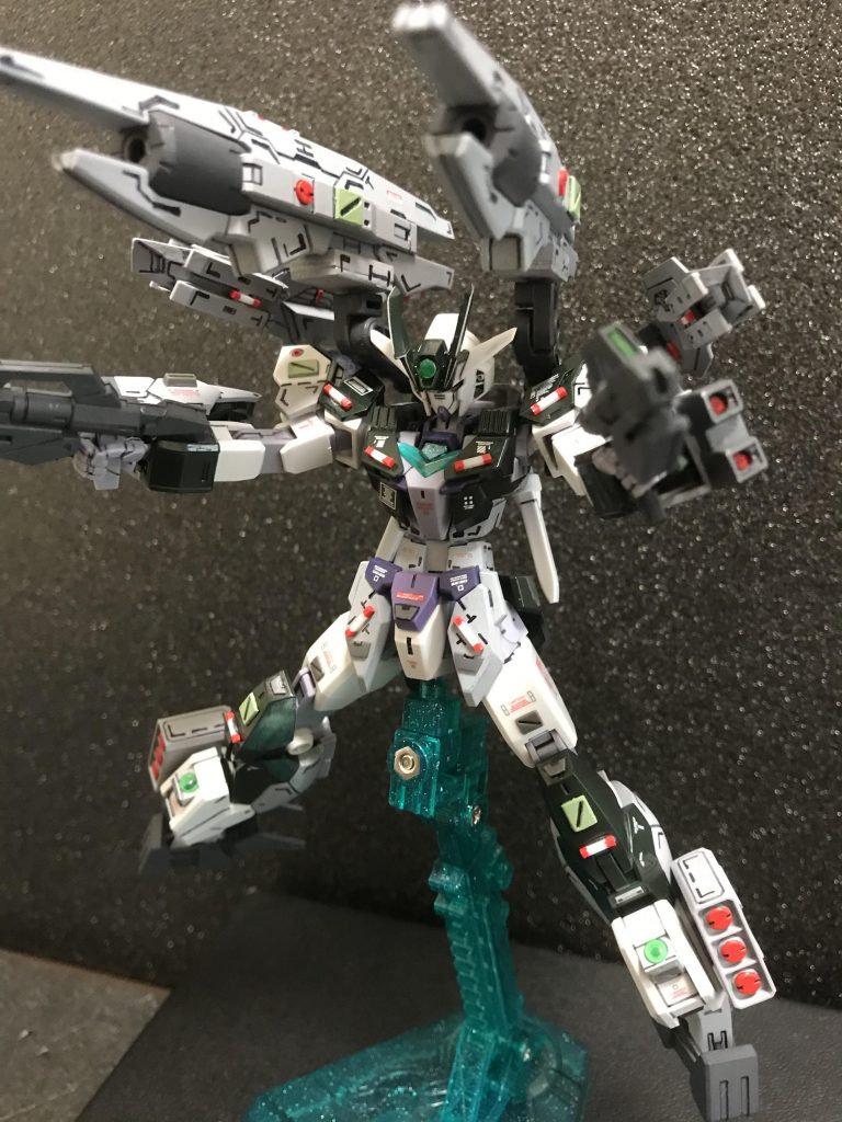 砲身クルっとさせてアームでグリグリしたら〜ハイッ!フルバースト♪