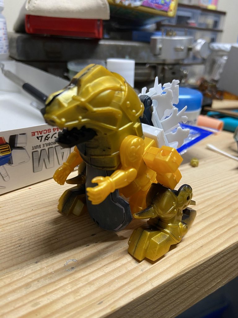 タイトルを思い付いた瞬間、こうとしか作れませんでした。獣王と、ジャンクから出来ています。笑