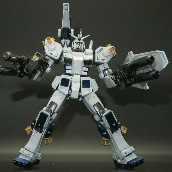 フルアーマーガンダム（偽）