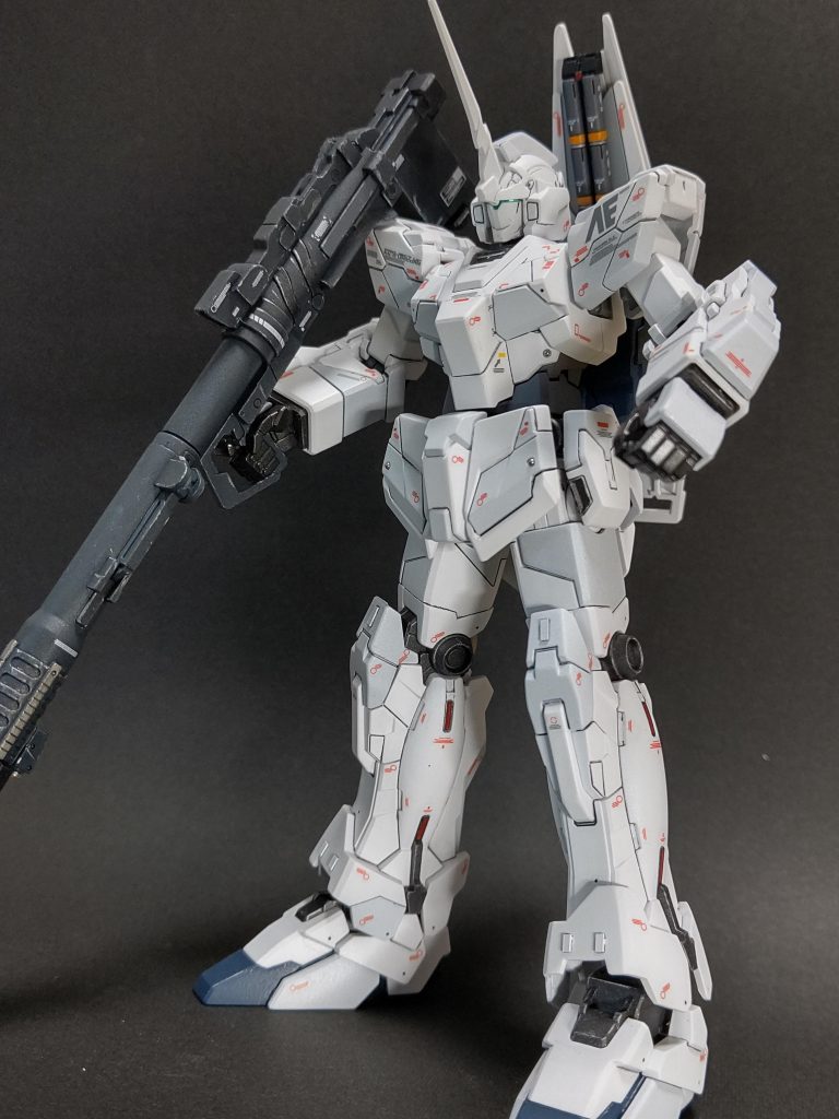 バズーカ担いで