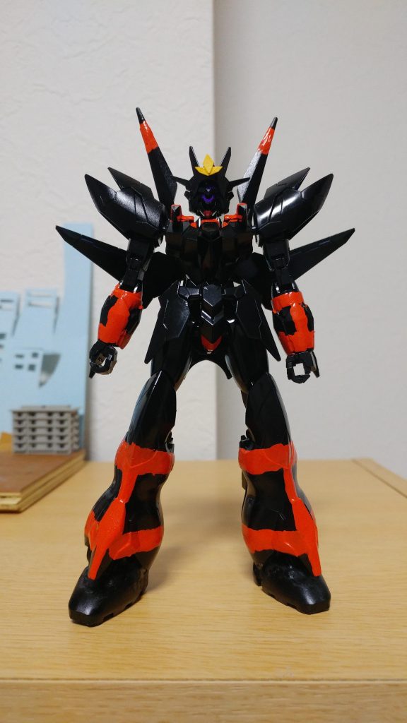 肩パーツ、ウィングを付けた状態