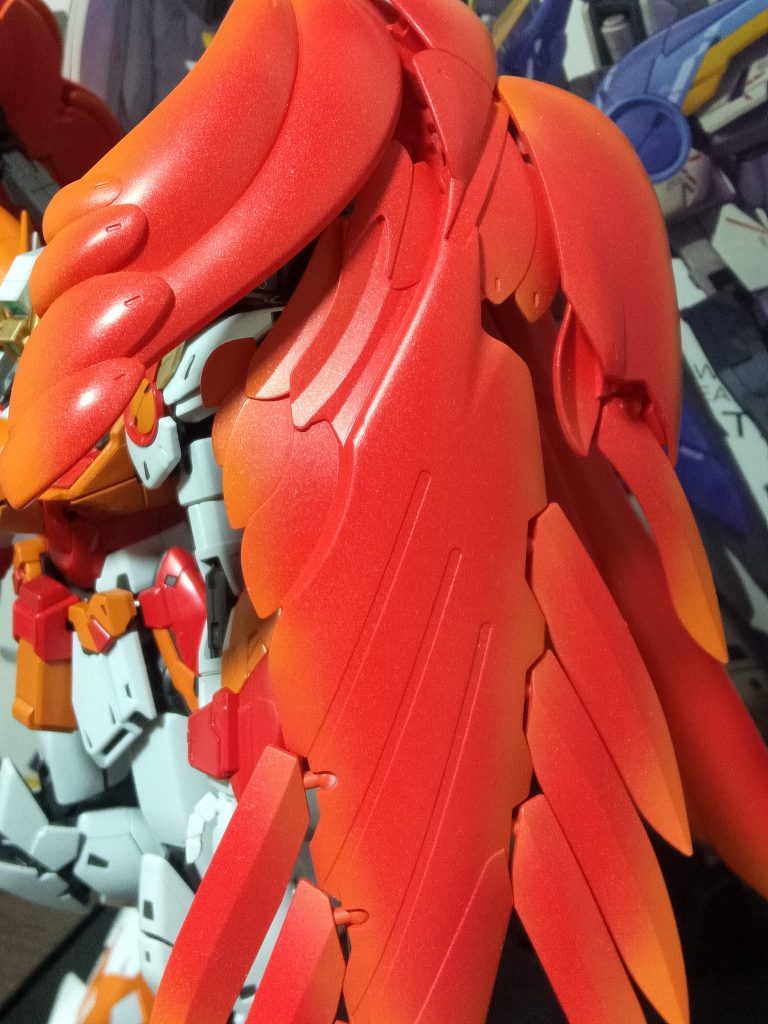 分かりにくいですがゴールドを散らばって塗ってます！