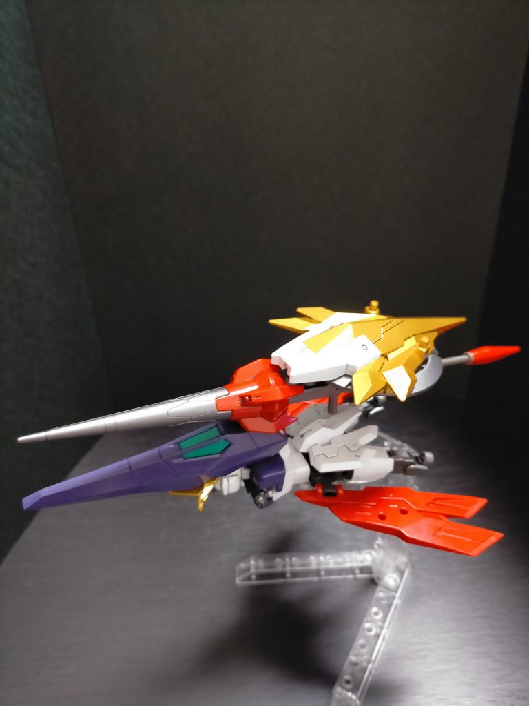 コアファイターリライジングガンダムへの合体の際、余剰パーツはコアファイターとして機能する。