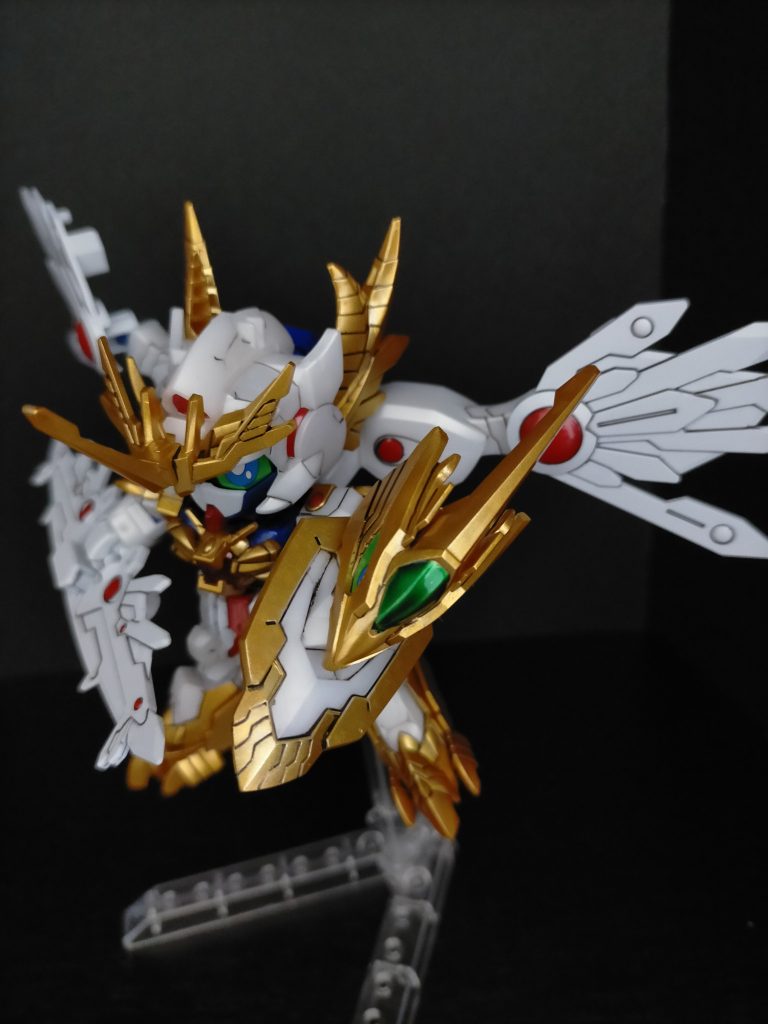 GNガンシールドカスタム:改修により防御力の向上、更に新たな必殺武器の基点になり得る力を手に入れた。