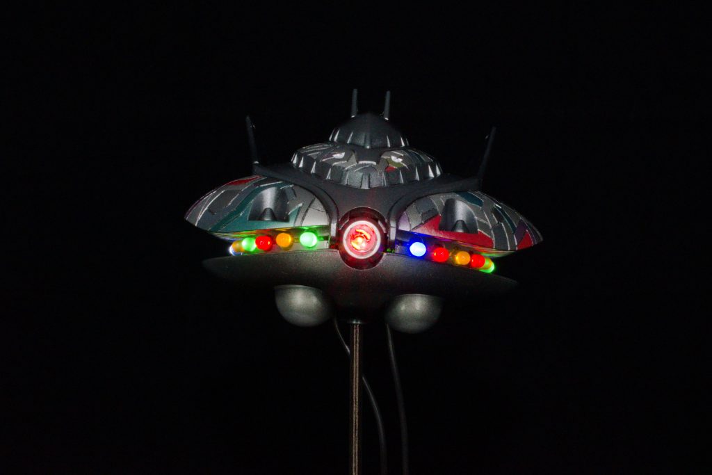 UFOですね。太ももはミラーボールにすればよかった…。