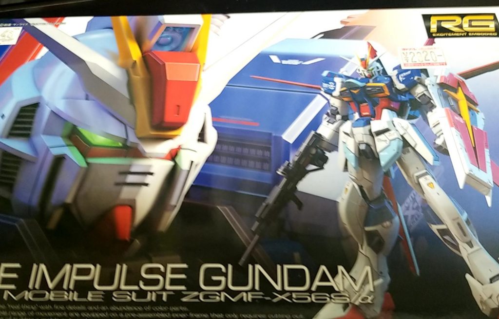 RGフォースインパルスガンダムを選択使用塗料はピンク、グレー、グレーバイオレット、黒鉄色、メタリックブルー筆塗り全塗装