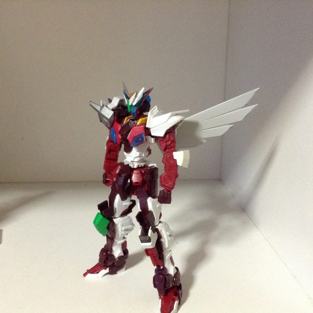 フライングファルコン–2枚目/制作者：suke193