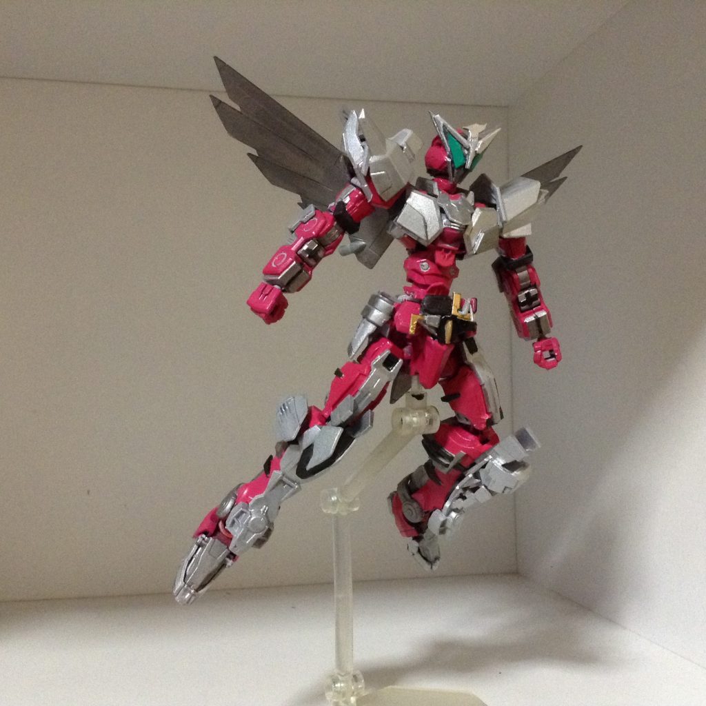 フライングファルコン–3枚目/制作者：suke193