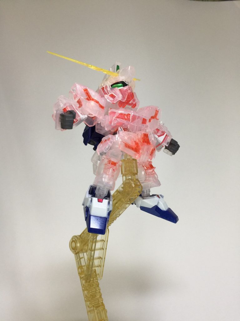 この角度とか透け具合がすごくて白いんだか赤いんだか分かりませんね･･･